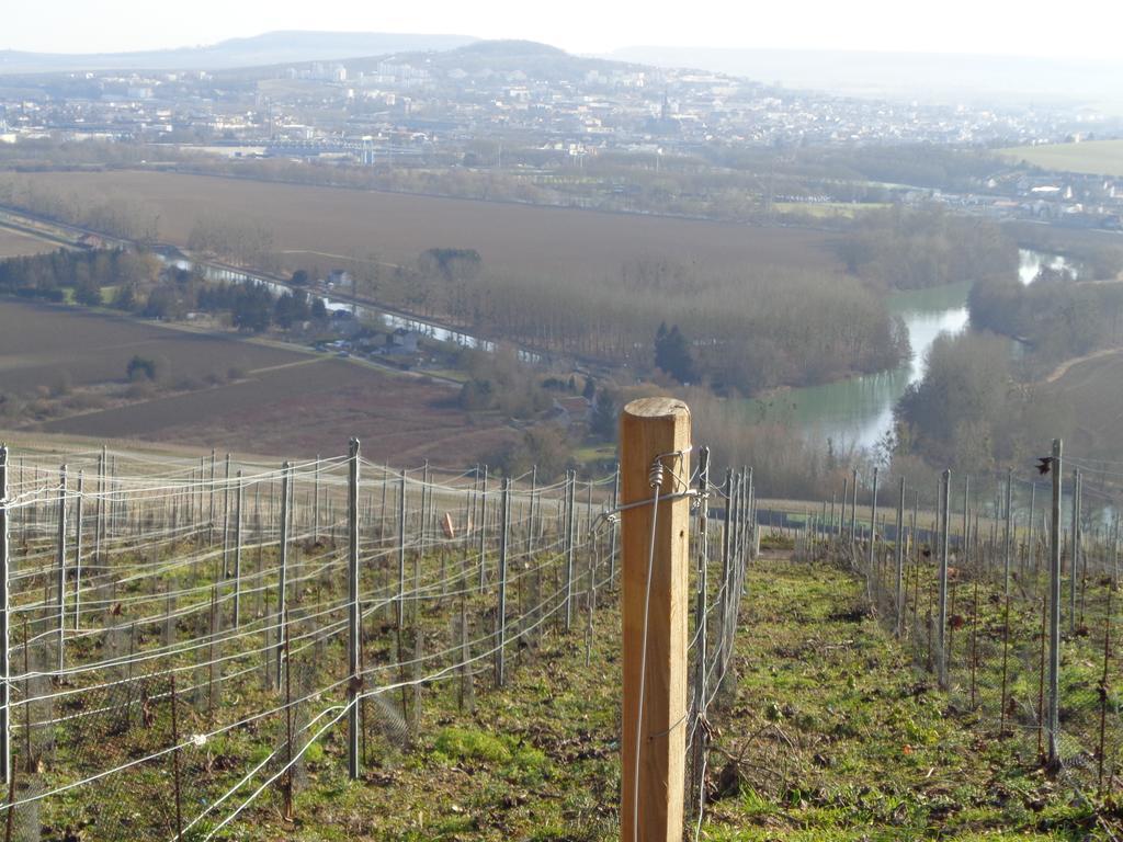 Appartamento Le Saint Vincent Épernay Esterno foto